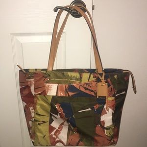 Tumi Voyageur Tote